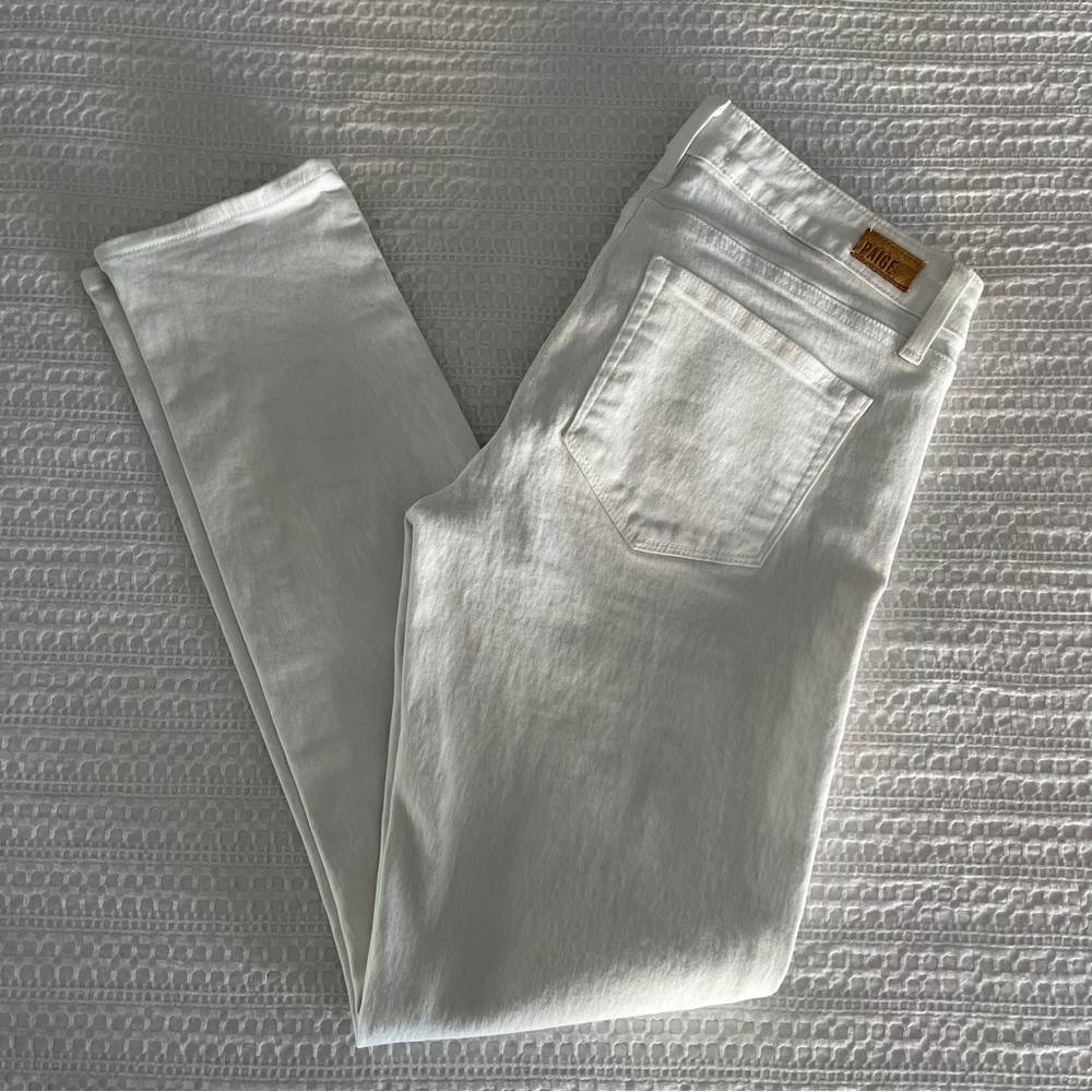 EUC Paige Skyline Ankle Peg in Optic White Size 27